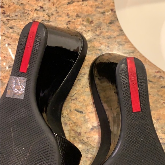 Sandals - Picture 3 of 5